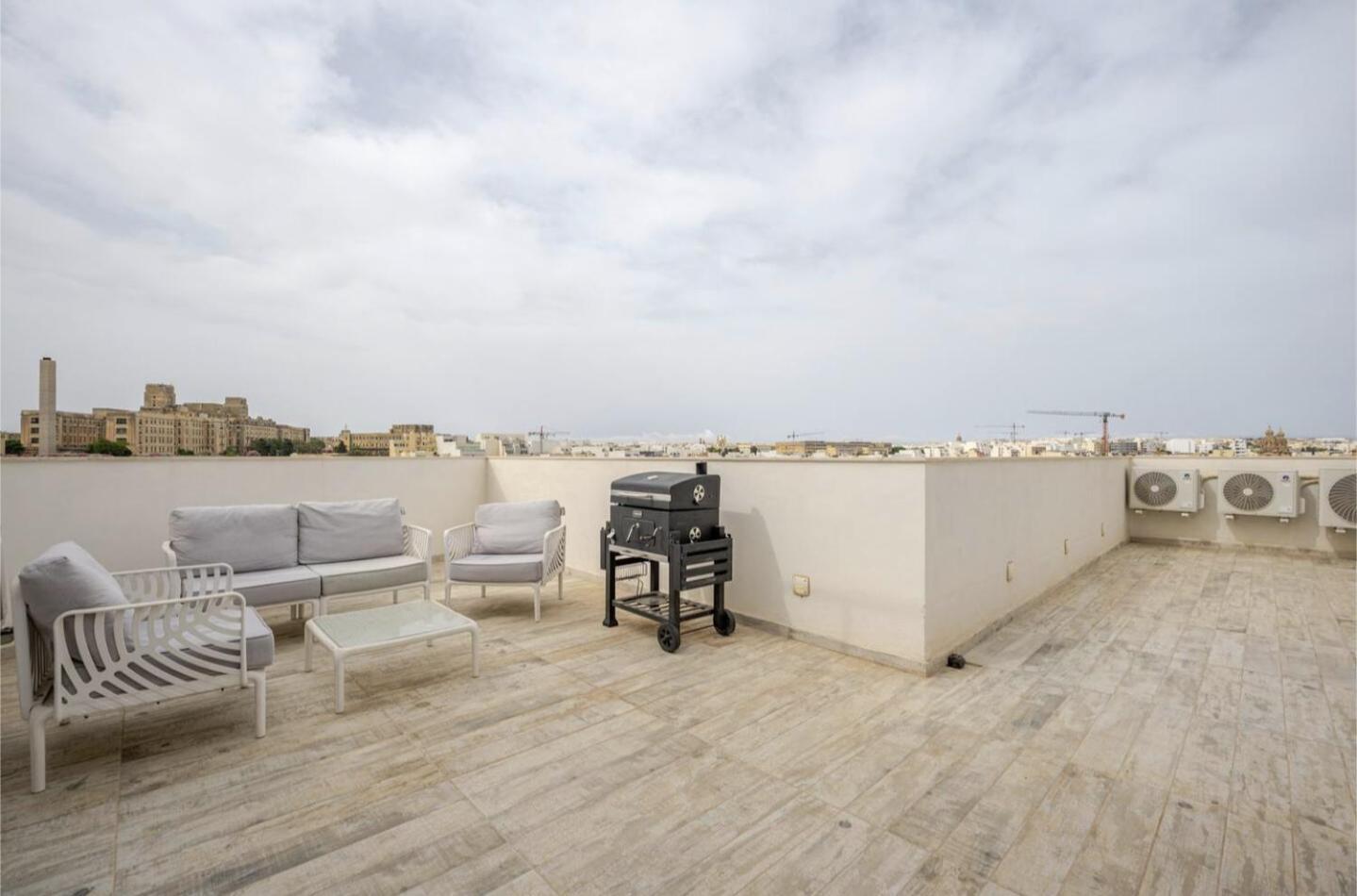 Luxury Penthouse Sea View Apartment Ta Xbiex Exterior photo